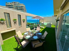 Cobertura Luxo Moderna com Vista Deslumbrante